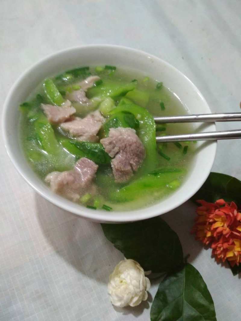 丝瓜肉片汤的做法