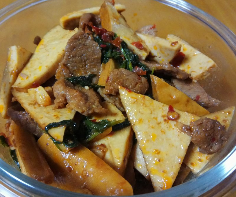 豆瓣香干炒肉片的做法