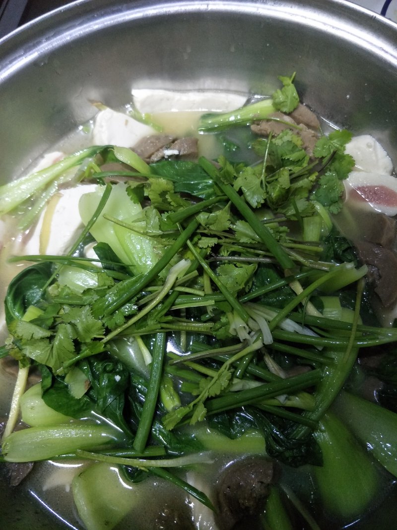 肉丸豆腐菜汤的做法