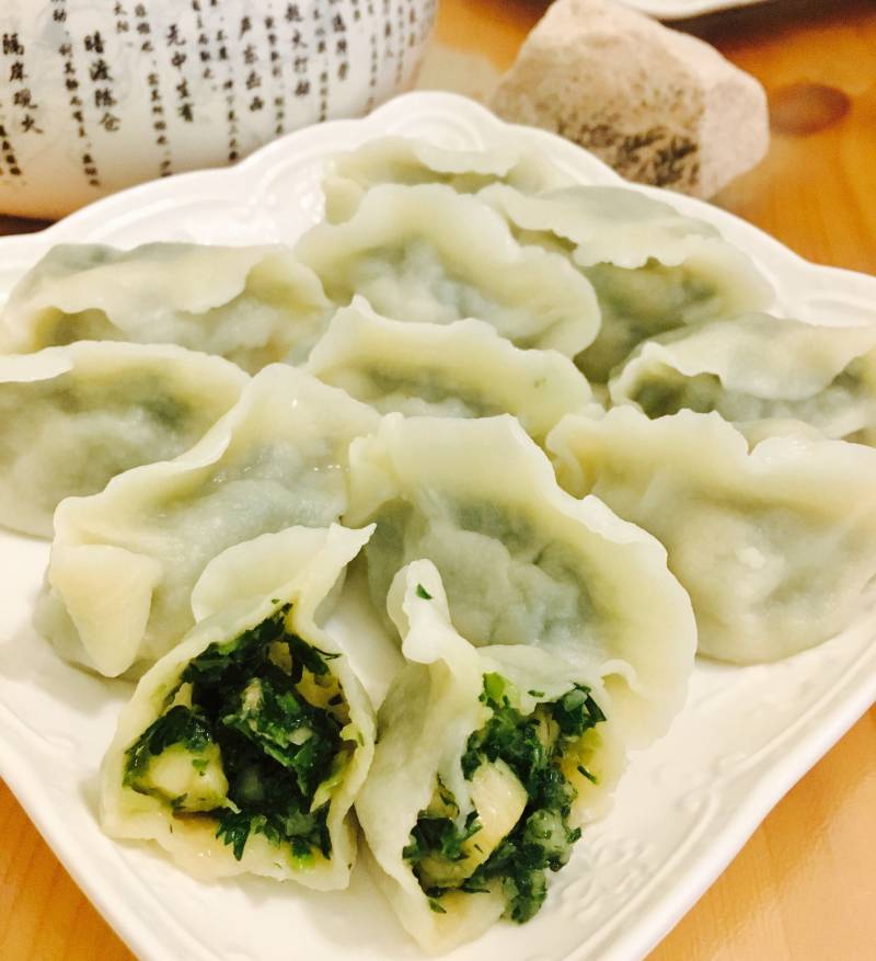 荠菜扇贝丁水饺的做法