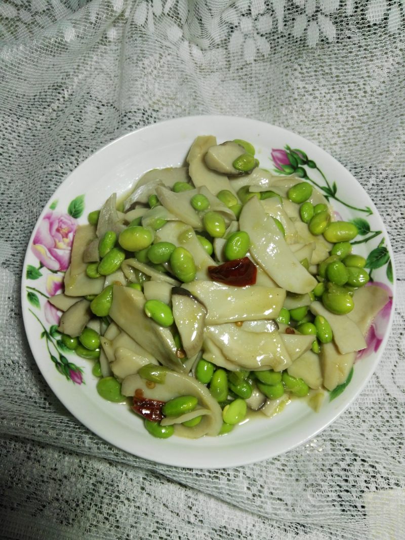 杏鲍菇炒毛豆的做法