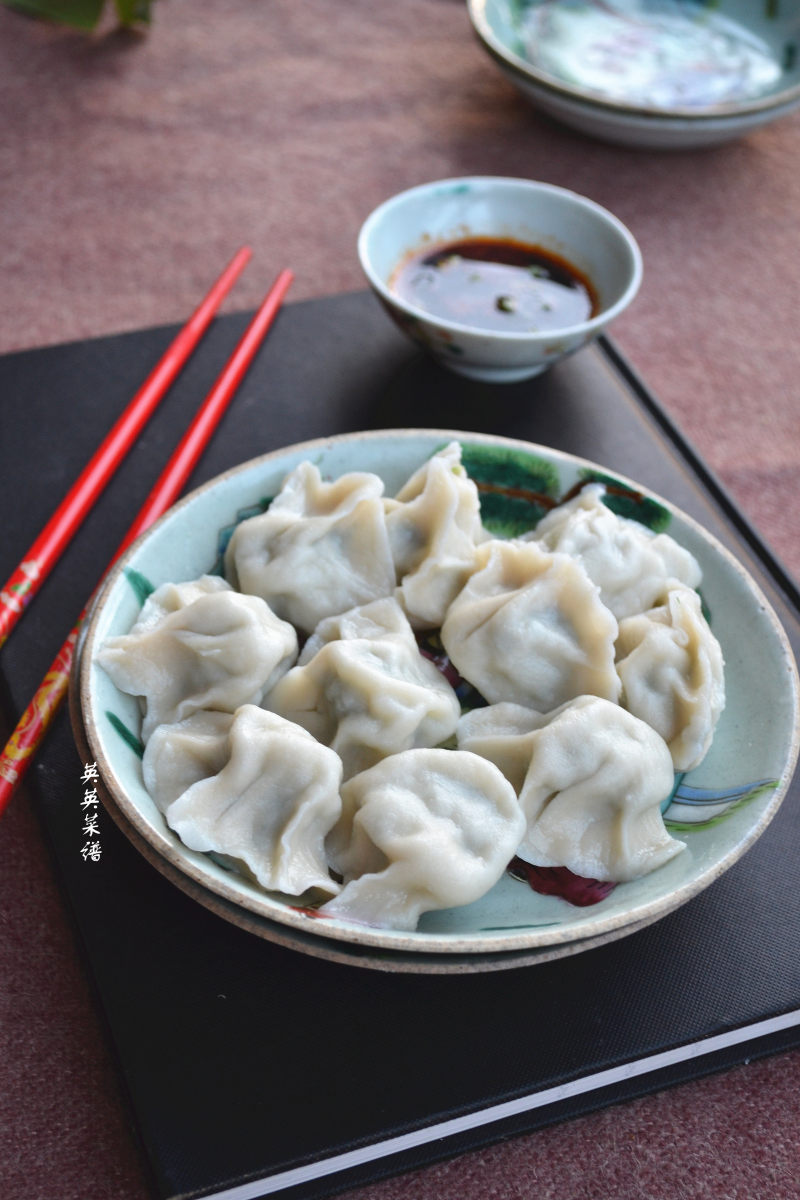 茴香大肉饺子的做法