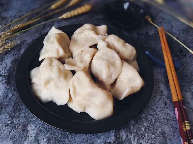 东北酸菜猪肉水饺的做法