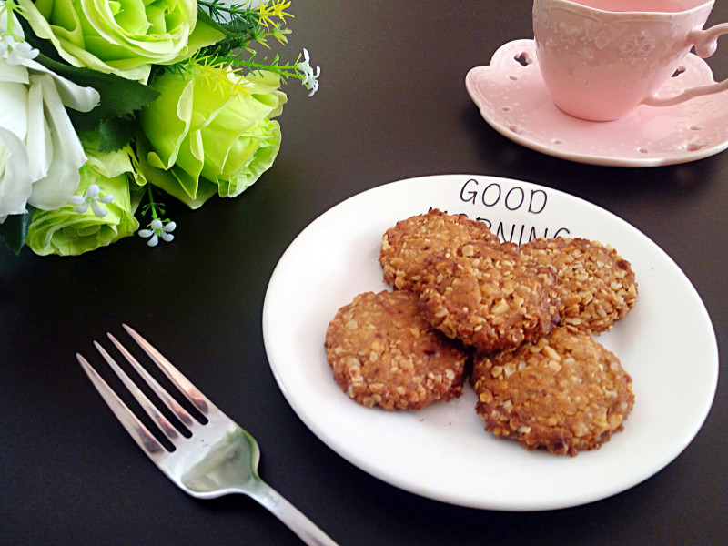 红糖燕麦花生酥饼的做法