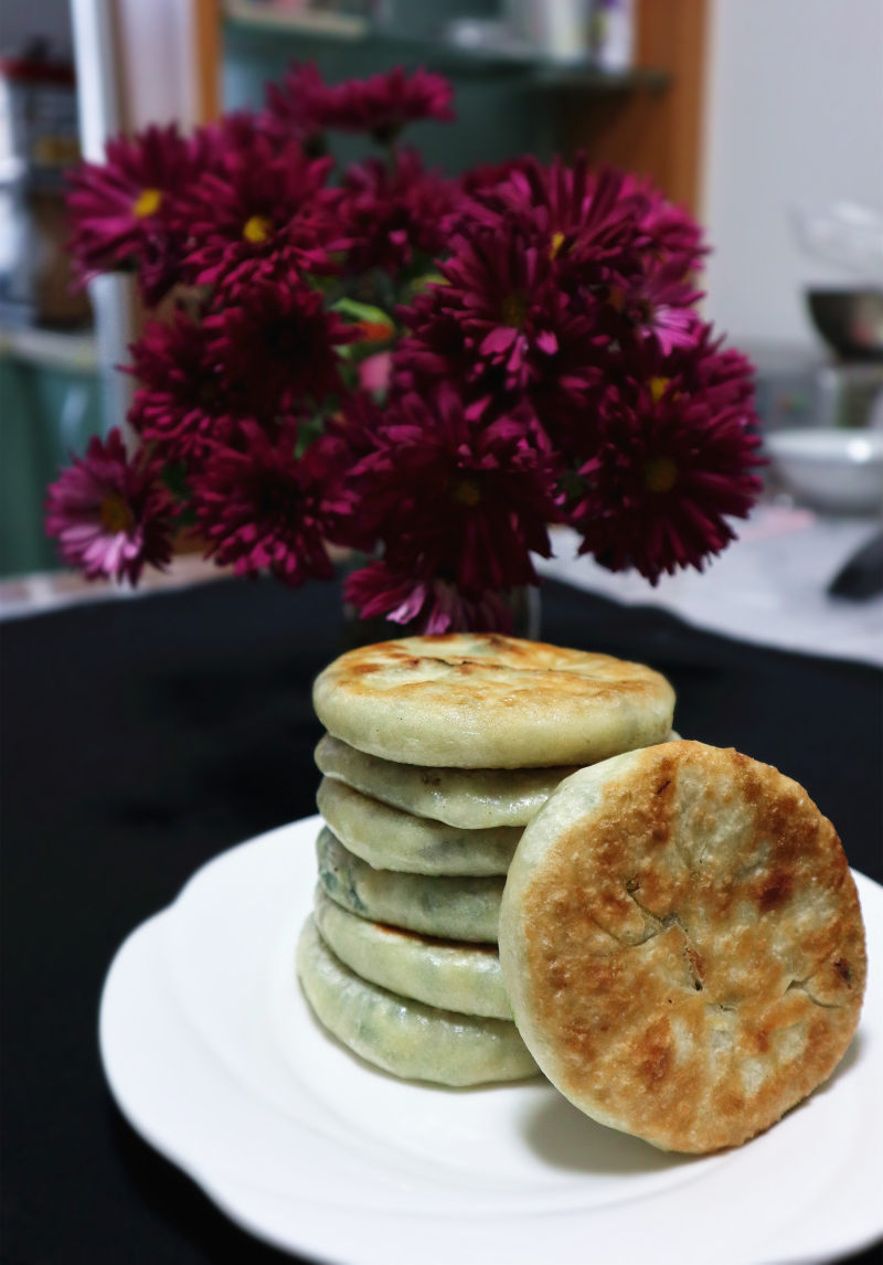 青菜豆腐馅饼的做法