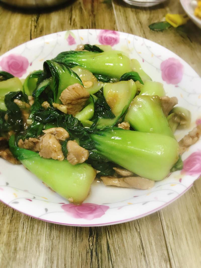 油菜炒肉的做法