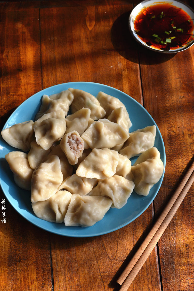 大肉莲菜饺子的做法