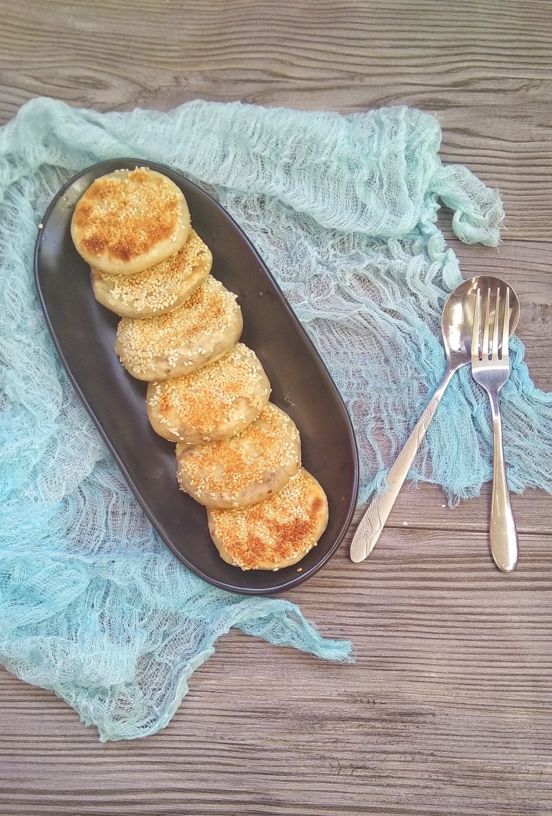 烫面红糖芝麻饼的做法