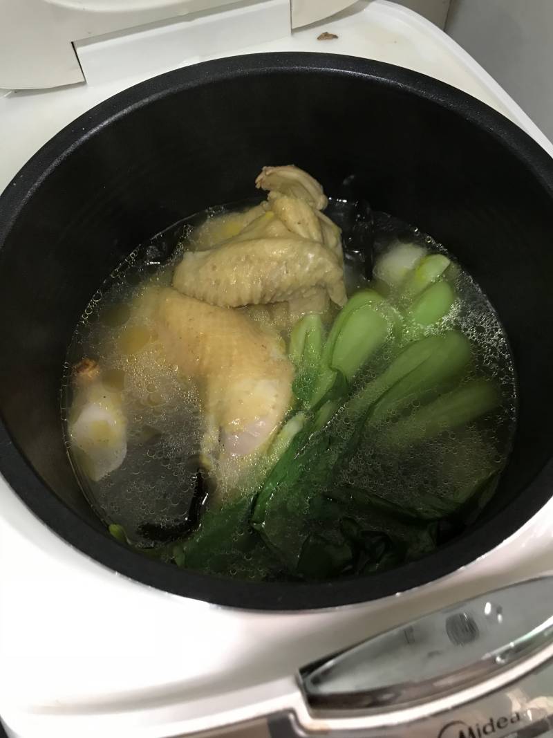 电饭煲鸡汤的做法