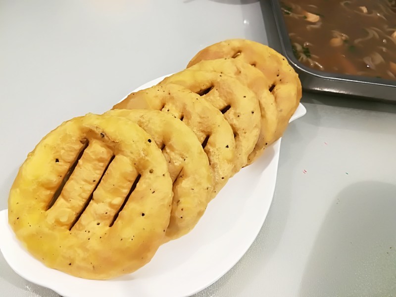 麻叶油饼的做法