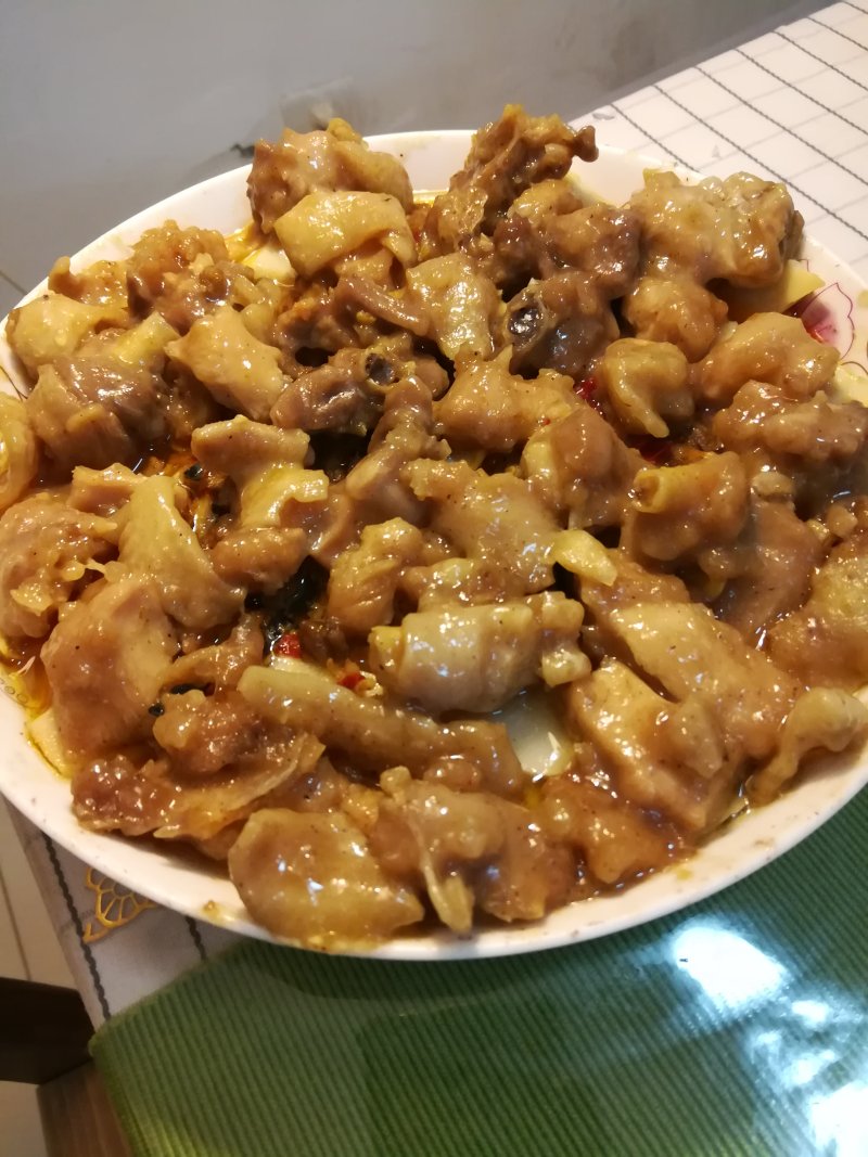 鲜笋蒸鸡肉的做法