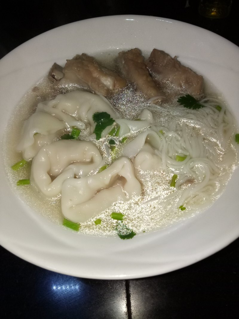 小排骨馄饨面的做法