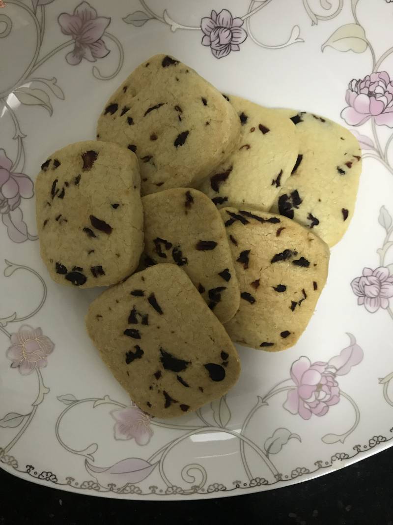 蔓越莓饼干&宝宝零食（不太甜腻，适合??和不喜欢太甜了你）的做法