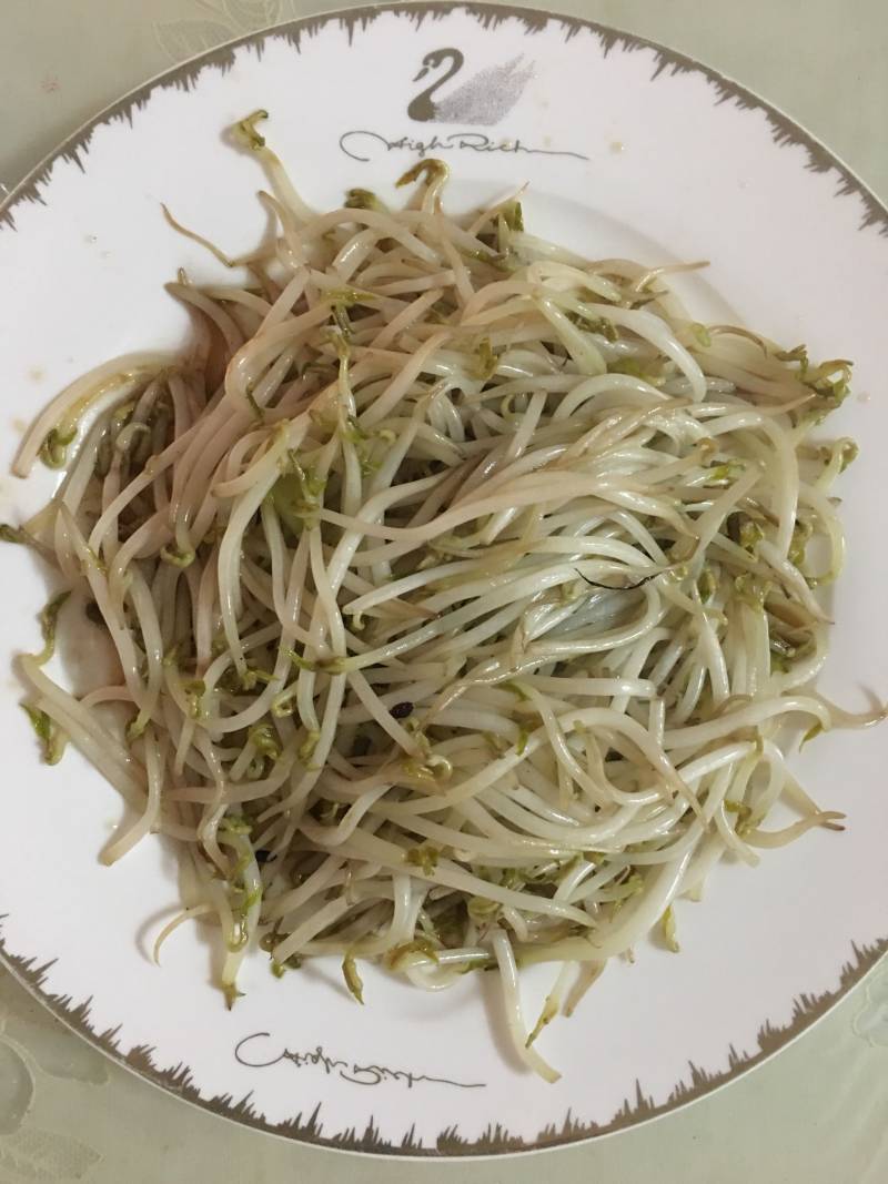 炒绿豆芽的做法