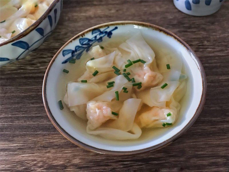 虾肉小馄饨的做法