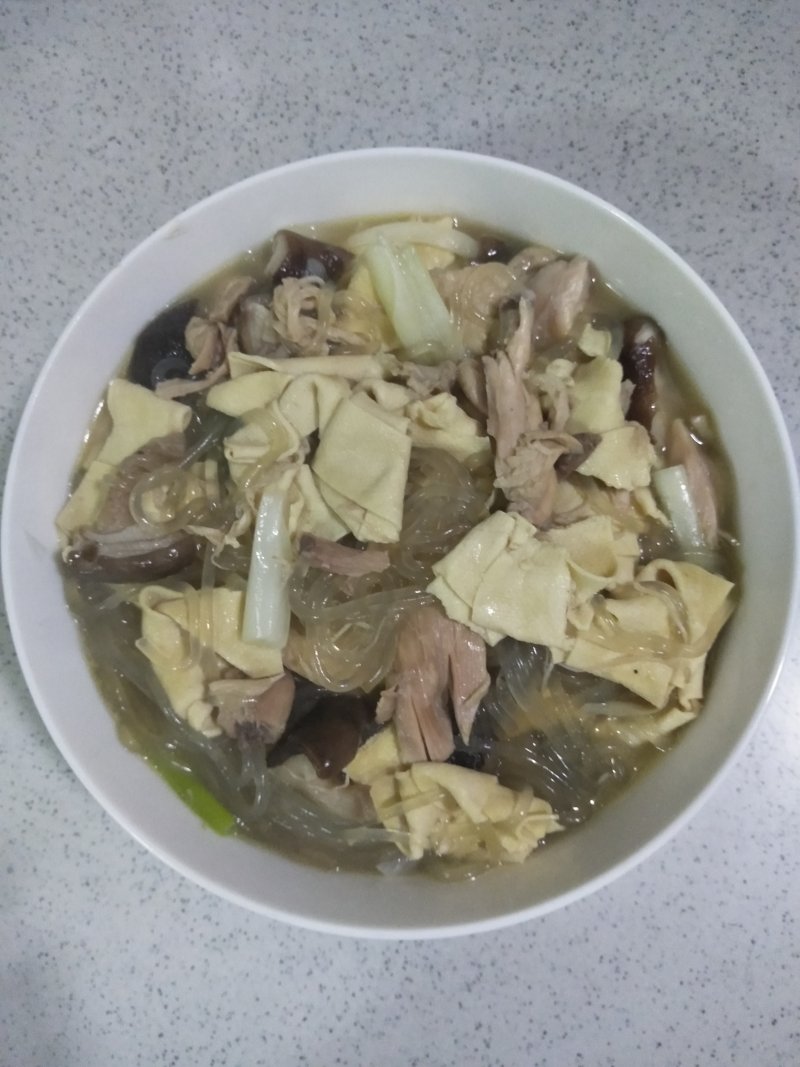 鸡肉炖粉条的做法