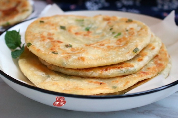 烫面起酥葱油饼的做法