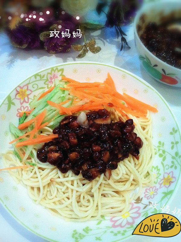 香菇肉酱拌面的做法