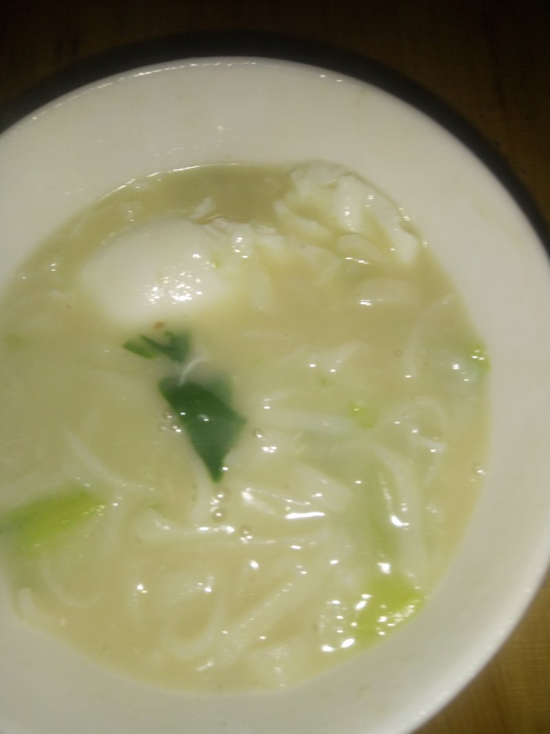 鸡蛋青菜豆粑的做法