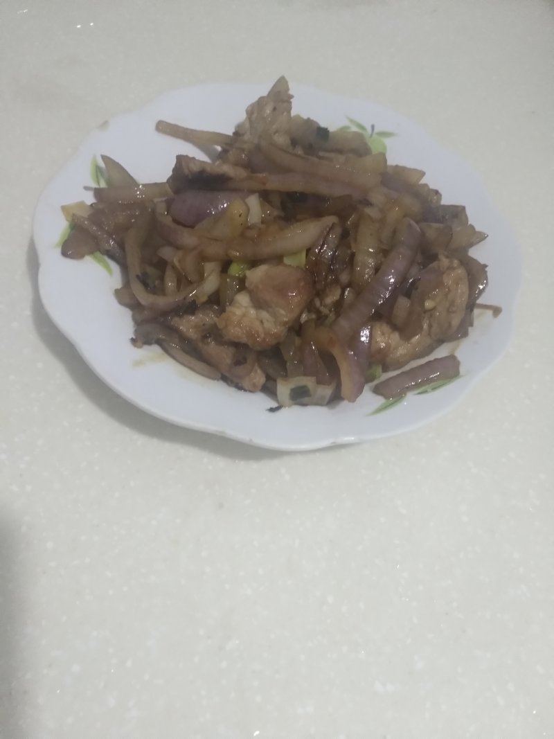 洋葱炒肉片的做法