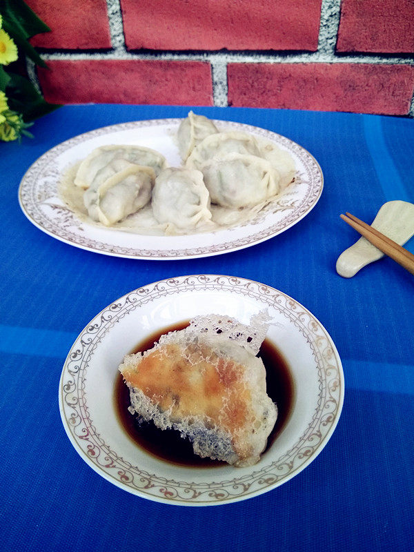 猴头菇韭菜馅煎饺的做法