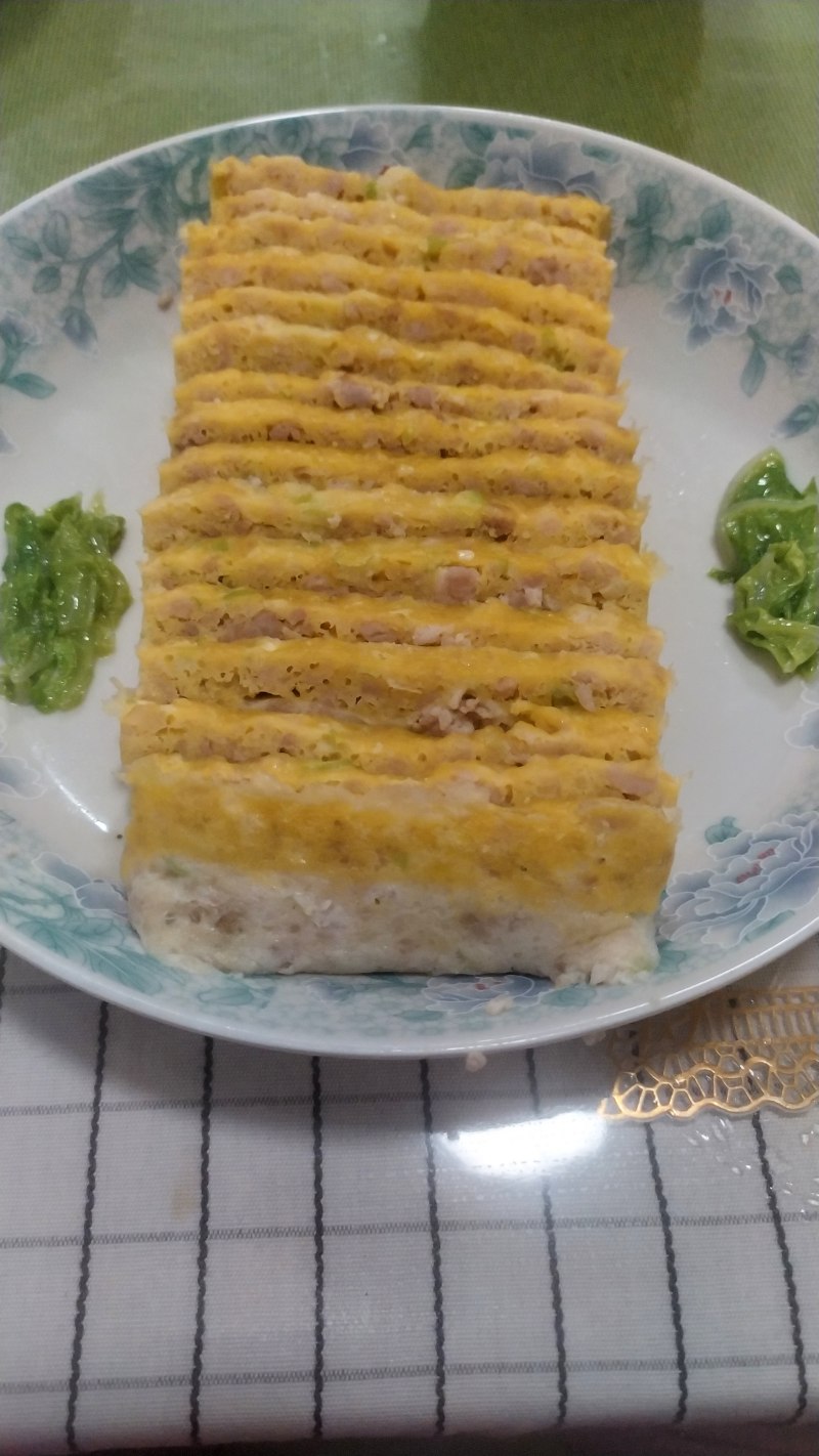 鸡蛋肉饼的做法