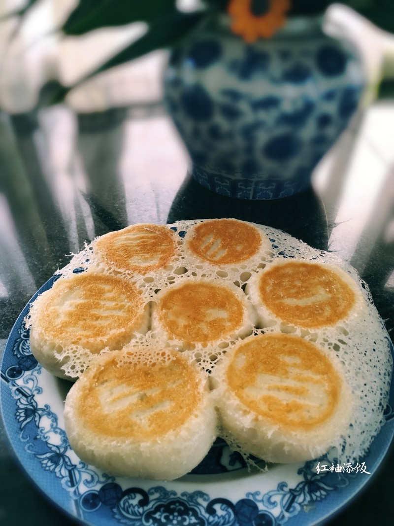 带冰花的油煎包的做法