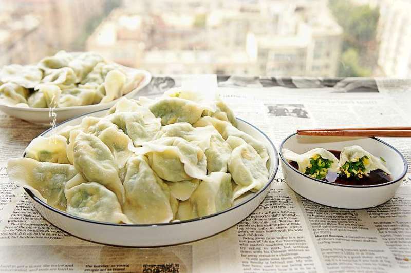 野韭菜鸡蛋馅水饺的做法