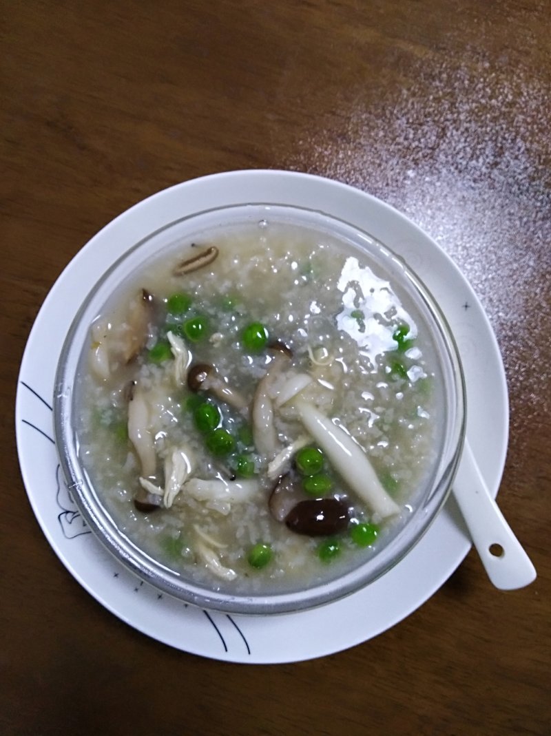 鸡丝青豆菌菇粥的做法