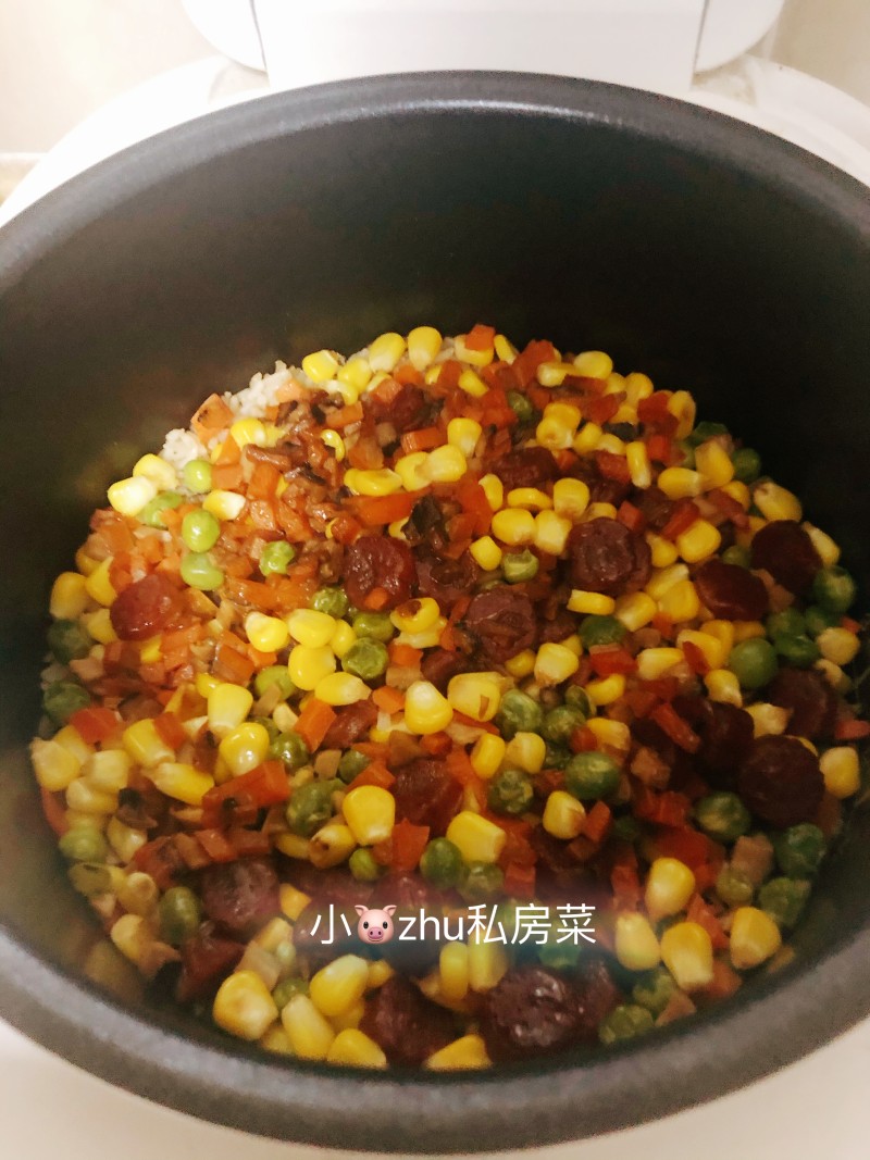 香肠玉米焖饭的做法