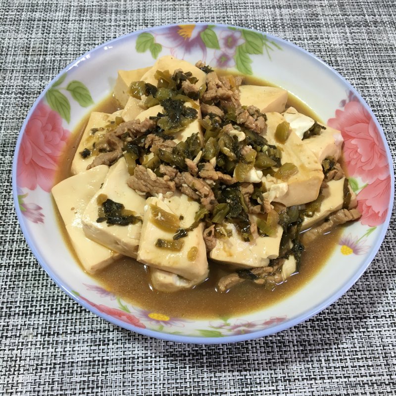 酸菜肉丝焖豆腐的做法