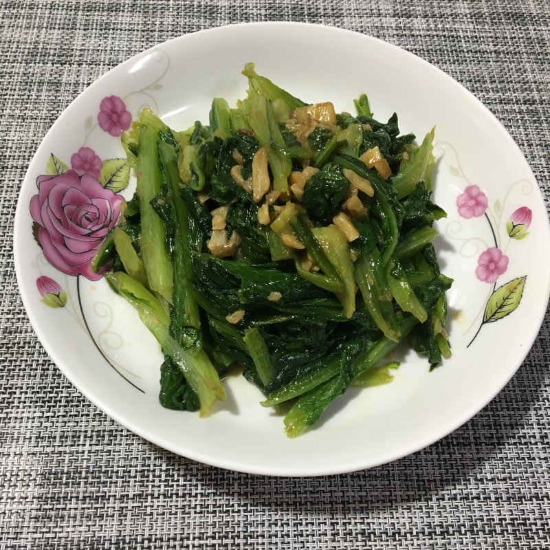 蒜香油麦菜的做法