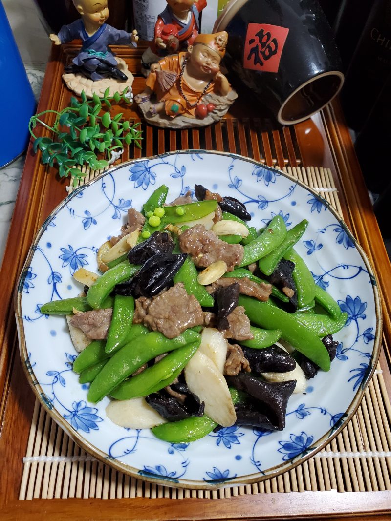 三色小炒肉的做法