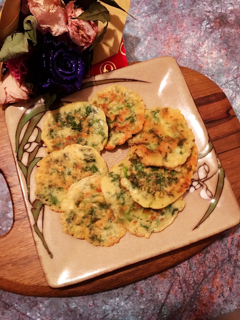 芹菜叶玉米饼的做法