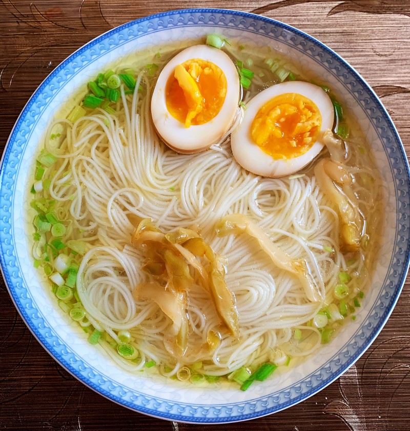 榨菜鸡蛋云丝面的做法