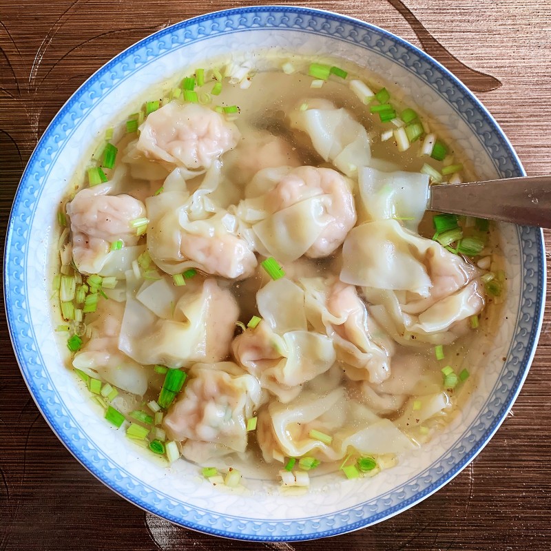 骨汤鲜肉小馄饨的做法