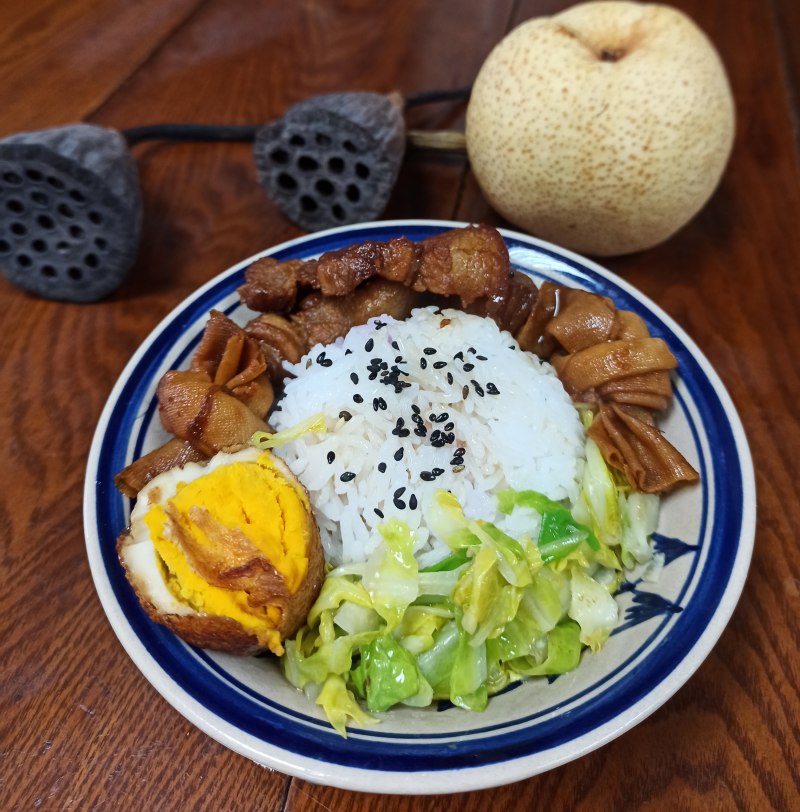 红烧肉卤肉饭的做法