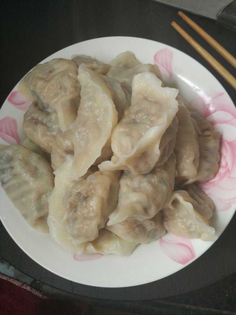 白萝卜丝猪肉饺子的做法