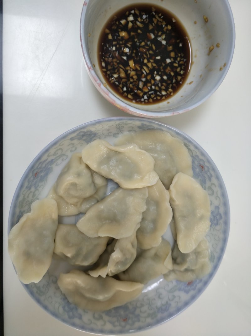 荠菜肉馅饺子的做法