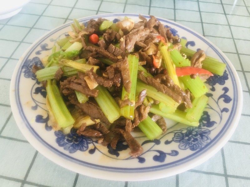 小炒黄牛肉的做法