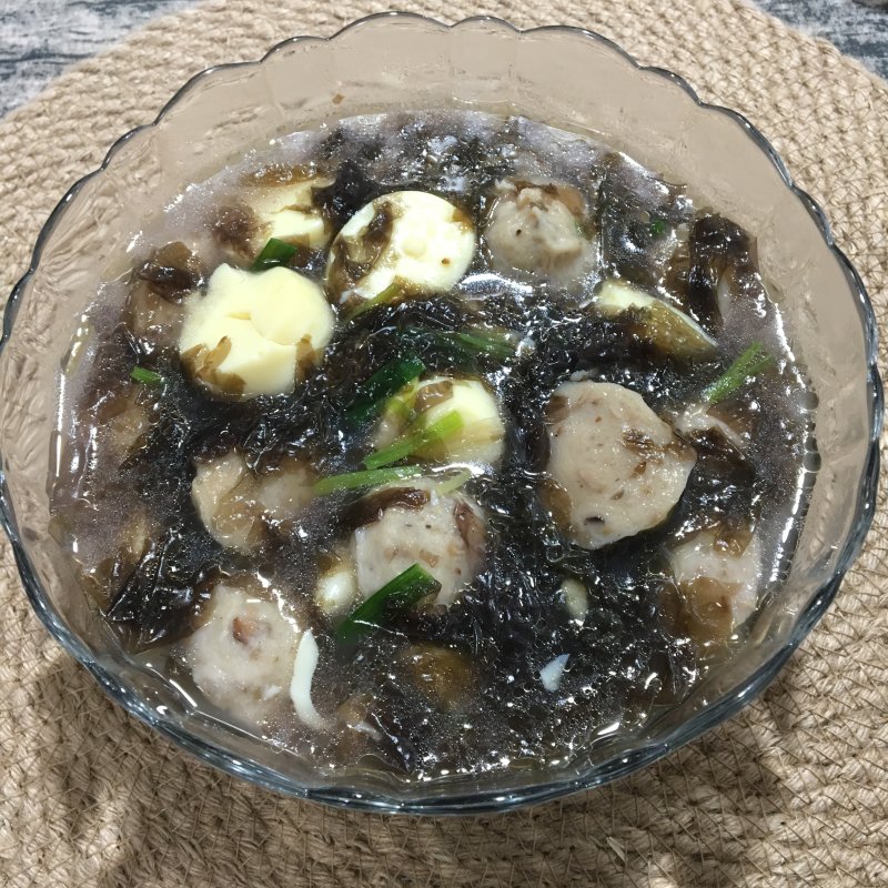 丸子豆腐紫菜汤的做法