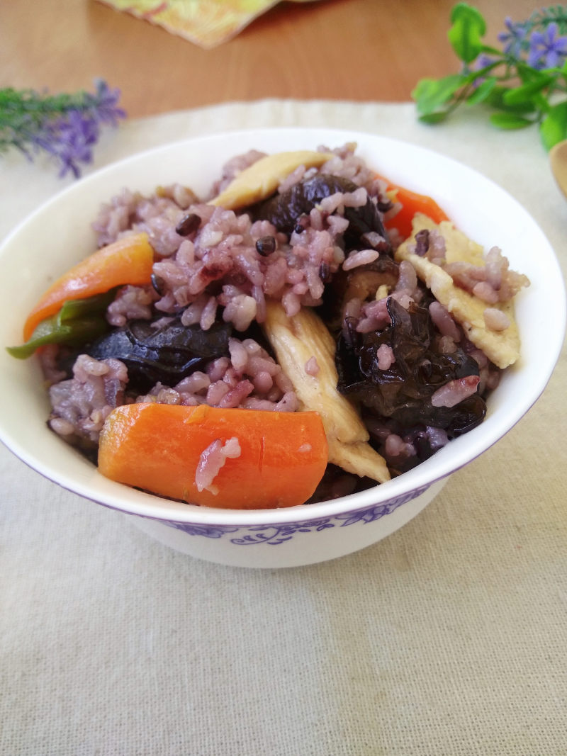 鸡肉焖饭的做法