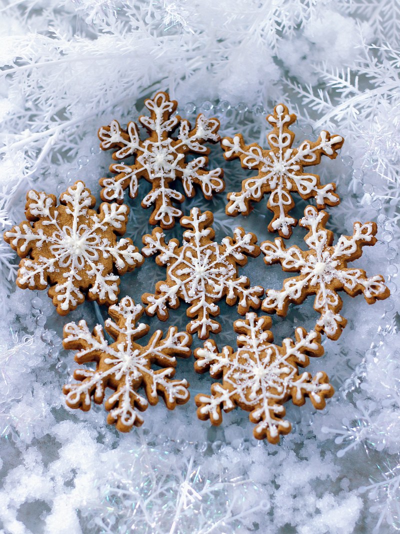 圣诞节雪花姜饼的做法