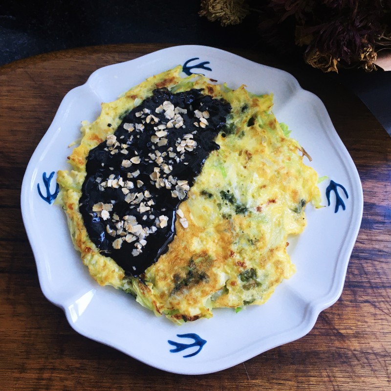 黑芝麻酱包菜饼的做法