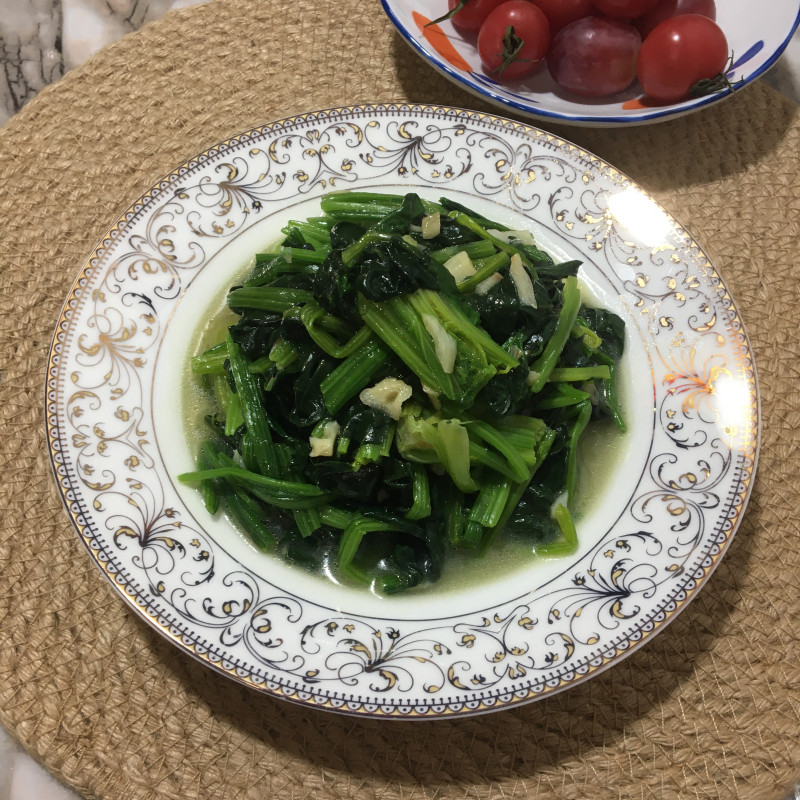 蒜蓉菠菜的做法