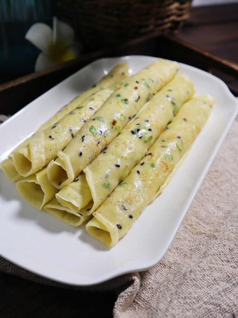 椒盐香葱鸡蛋软饼??香软咸香～快手早晚餐的做法