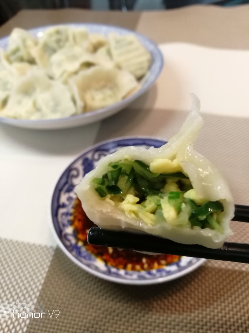 黄瓜鸡蛋素水饺 的做法