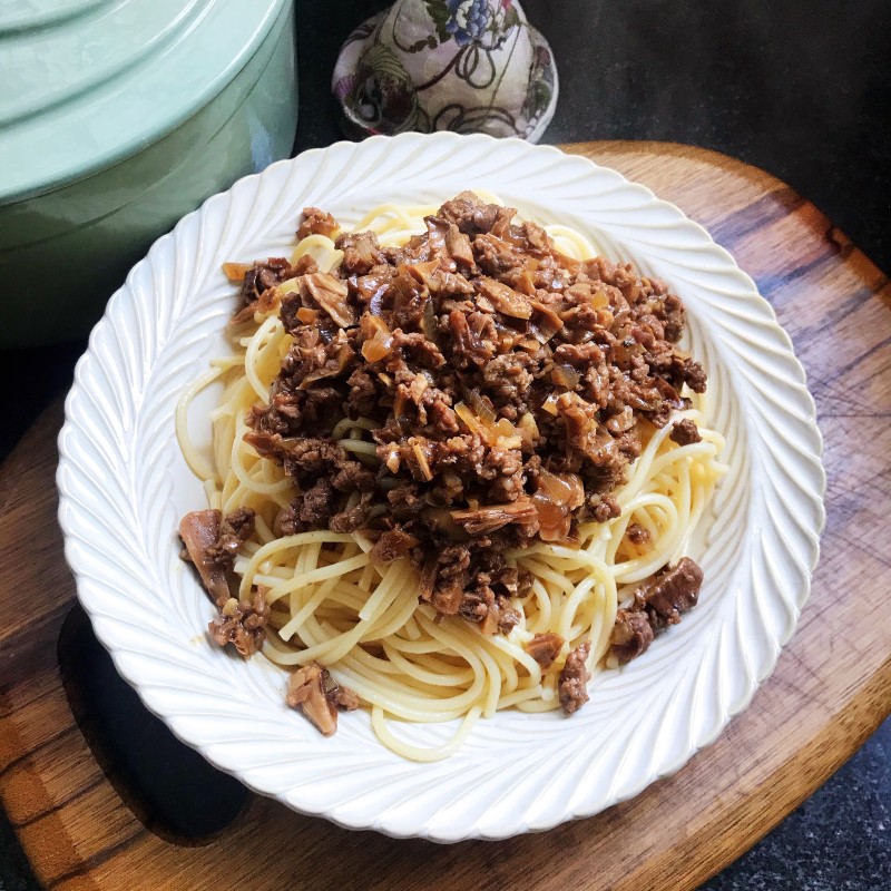 松茸菇牛肉意面的做法