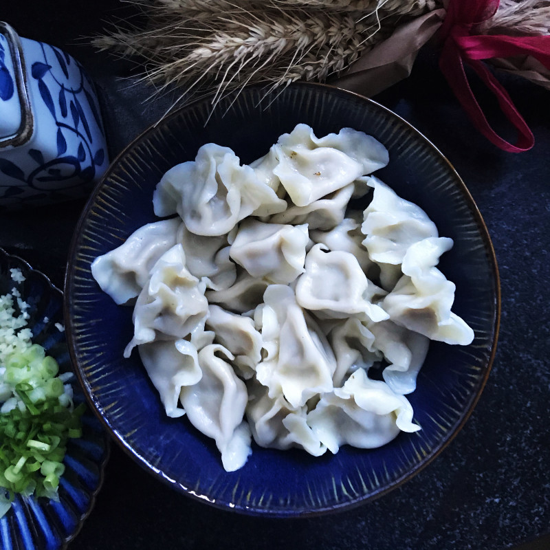 白菜牛肉水饺的做法