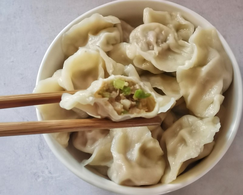 芹菜肉馅饺子的做法